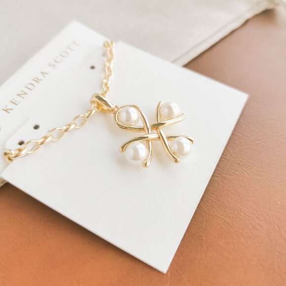 Kendra Scott Everleigh Gold White Pearl Pendant Necklace Trendy Jewelry - Picture 4 of 4